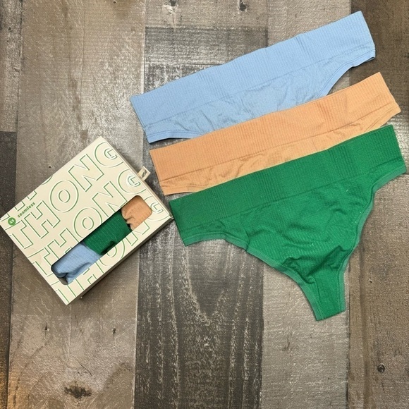 NWT Aerie Seamless Thong Panties - Picture 8 of 10